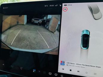 TESLA Model 3 Standard Range Plus Saloon 4dr Electric Auto RWD (241 bhp)