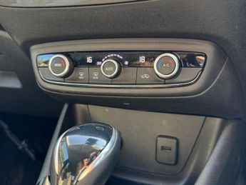 VAUXHALL CROSSLAND X 1.2 Turbo Elite SUV 5dr Petrol Auto Euro 6 (s/s) (130 ps)