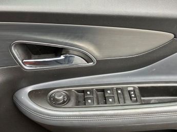 VAUXHALL MOKKA 1.4i Turbo SE SUV 5dr Petrol Manual 2WD Euro 6 (s/s) (140 ps)