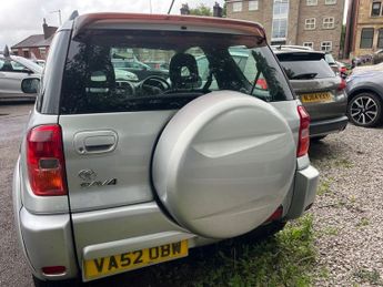TOYOTA RAV4 2.0 VVT-i NRG SUV 3dr Petrol Automatic 4WD (224 g/km, 147 bhp)