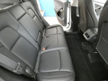 TESLA MODEL Y SUV 5dr Electric Auto RWD (346 ps)