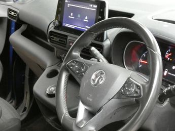 VAUXHALL COMBO LIFE 1.2 Turbo SE XL MPV 5dr Petrol Auto Euro 6 (s/s) (7 Seat) (130 p