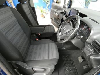VAUXHALL COMBO LIFE 1.2 Turbo SE XL MPV 5dr Petrol Auto Euro 6 (s/s) (7 Seat) (130 p