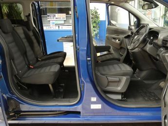 VAUXHALL COMBO LIFE 1.2 Turbo SE XL MPV 5dr Petrol Auto Euro 6 (s/s) (7 Seat) (130 p