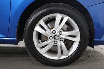 SKODA FABIA 1.0 TSI SE Hatchback 5dr Petrol DSG Euro 6 (s/s) (110 ps)