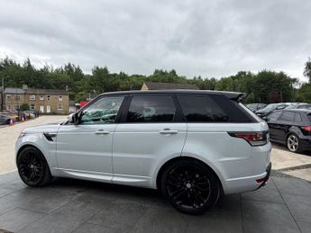 LAND ROVER RANGE ROVER SPORT 3.0 SD V6 HSE SUV 5dr Diesel Auto 4WD Euro 6 (s/s) (306 ps)