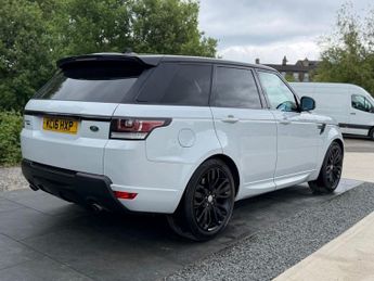 LAND ROVER RANGE ROVER SPORT 3.0 SD V6 HSE SUV 5dr Diesel Auto 4WD Euro 6 (s/s) (306 ps)