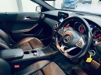 MERCEDES-BENZ A-CLASS 2.1 A200d AMG Line (Premium) Hatchback 5dr Diesel 7G-DCT Euro 6 