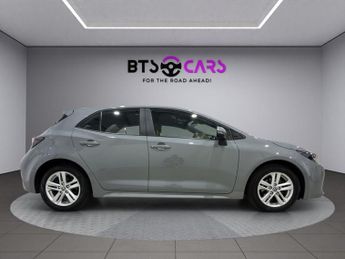 TOYOTA COROLLA 1.8 VVT-h GPF Icon Tech Hatchback 5dr Petrol Hybrid CVT Euro 6 (