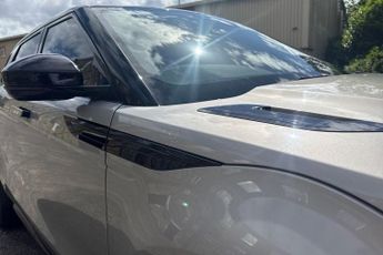 LAND ROVER RANGE ROVER EVOQUE 2.0 D200 MHEV R-Dynamic SE SUV 5dr Diesel Auto 4WD Euro 6 (s/s) 