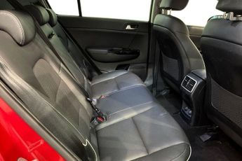 KIA SPORTAGE 1.6 T-GDi 4 SUV 5dr Petrol DCT AWD Euro 6 (s/s) (174 bhp) Panora
