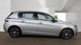 PEUGEOT 308 2.0 BlueHDi Allure Hatchback 5dr Diesel EAT Euro 6 (s/s) (150 ps