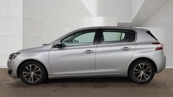 PEUGEOT 308 2.0 BlueHDi Allure Hatchback 5dr Diesel EAT Euro 6 (s/s) (150 ps