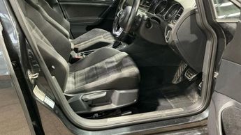 VOLKSWAGEN GOLF 2.0 TDI BlueMotion Tech GTD Hatchback 5dr Diesel DSG Euro 6 (s/s