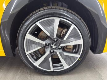 PEUGEOT E-208 50kWh GT Hatchback 5dr Electric Auto (136 ps)
