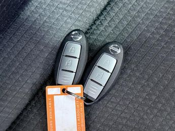 NISSAN QASHQAI 1.3 DIG-T MHEV N-Connecta SUV 5dr Petrol Hybrid XTRON Euro 6 (s/