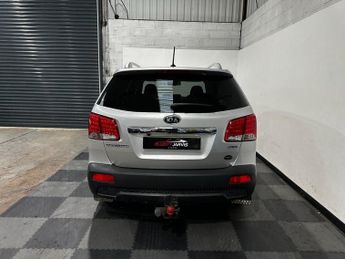 KIA SORENTO 2.2 CRDi KX-3 SUV 5dr Diesel Auto AWD Euro 5 (SNav) (194 bhp)