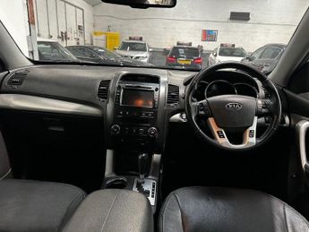 KIA SORENTO 2.2 CRDi KX-3 SUV 5dr Diesel Auto AWD Euro 5 (SNav) (194 bhp)