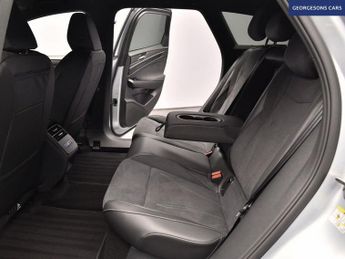VOLKSWAGEN ID.7 Pro 77kWh Match Tourer 5dr Electric Auto (286 ps)