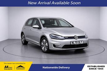 Volkswagen Golf 35.8kWh e-Golf Hatchback 5dr Electric Auto (136 ps)