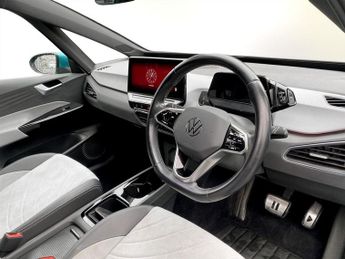 VOLKSWAGEN ID.3 Pro Performance 58kWh Family Hatchback 5dr Electric Auto (204 ps