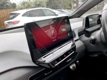 VOLKSWAGEN ID.3 Pro Performance 58kWh Family Hatchback 5dr Electric Auto (204 ps