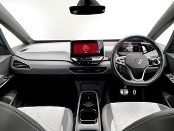 VOLKSWAGEN ID.3 Pro Performance 58kWh Family Hatchback 5dr Electric Auto (204 ps