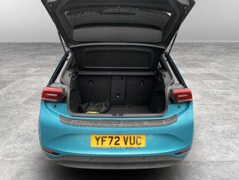 VOLKSWAGEN ID.3 Pro Performance 58kWh Family Hatchback 5dr Electric Auto (204 ps