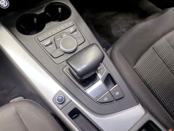 AUDI A4 2.0 TDI 35 SE Saloon 4dr Diesel S Tronic Euro 6 (s/s) (150 ps)