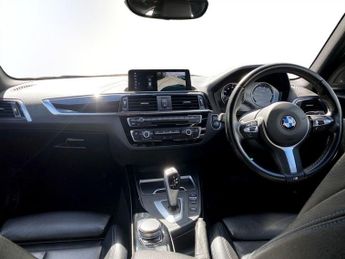 BMW 1 SERIES 1.5 118i GPF M Sport Shadow Edition Hatchback 5dr Petrol Auto Eu