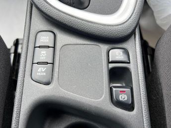 TOYOTA YARIS 1.5 VVT-h Icon E-CVT Euro 6 (s/s) 5dr