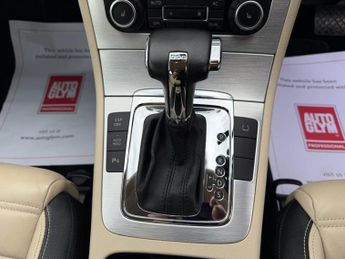 VOLKSWAGEN CC 1.8 TSI Saloon 4dr Petrol DSG Euro 4 (4 Seat) (160 ps)