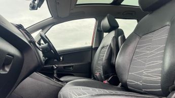 KIA VENGA 1.6 4 MPV 5dr Petrol Auto Euro 6 (123 bhp)