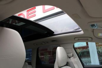 VOLVO XC60 2.0 B5 MHEV Inscription SUV 5dr Petrol Hybrid Auto AWD Euro 6 (s