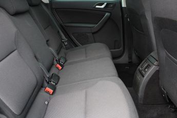 SKODA YETI 2.0 TDI SE Business Outdoor 5dr Diesel Manual 4WD Euro 6 (s/s) (