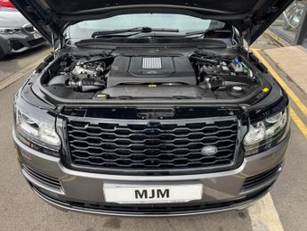 LAND ROVER RANGE ROVER 4.4 SD V8 Autobiography SUV 5dr Diesel Auto 4WD Euro 6 (s/s) (33