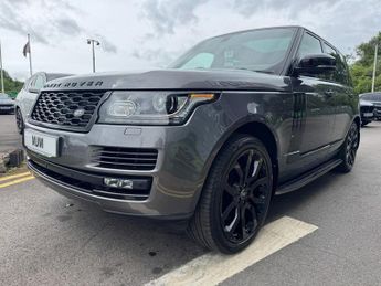 LAND ROVER RANGE ROVER 4.4 SD V8 Autobiography SUV 5dr Diesel Auto 4WD Euro 6 (s/s) (33