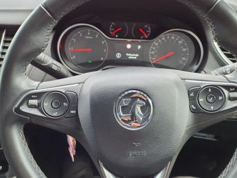VAUXHALL GRANDLAND X 1.2 Turbo Griffin SUV 5dr Petrol Auto Euro 6 (s/s) (130 ps)
