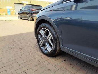 HYUNDAI BAYON 1.0 T-GDi Premium SUV 5dr Petrol DCT Euro 6 (s/s) (100 ps)