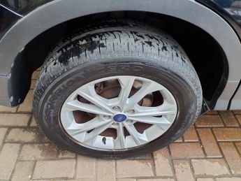 FORD KUGA 1.5 TDCi Titanium SUV 5dr Diesel Powershift Euro 6 (s/s) (120 ps