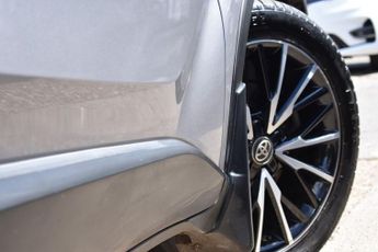 TOYOTA C-HR 1.8 VVT-h Excel SUV 5dr Petrol Hybrid CVT Euro 6 | REVERSE CAMER