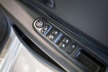 PEUGEOT 3008 1.6 BlueHDi Allure SUV 5dr Diesel EAT Euro 6 (s/s) (120 ps)