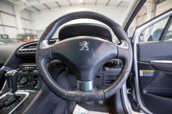 PEUGEOT 3008 1.6 BlueHDi Allure SUV 5dr Diesel EAT Euro 6 (s/s) (120 ps)