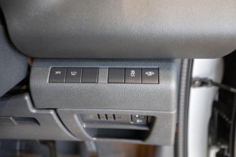 PEUGEOT 3008 1.6 BlueHDi Allure SUV 5dr Diesel EAT Euro 6 (s/s) (120 ps)
