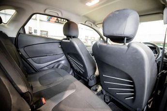 RENAULT CAPTUR 1.5 dCi ENERGY Dynamique S Nav SUV 5dr Diesel Auto Euro 6 (s/s) 