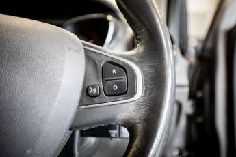 RENAULT CAPTUR 1.5 dCi ENERGY Dynamique S Nav SUV 5dr Diesel Auto Euro 6 (s/s) 