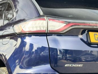 FORD EDGE 2.0 TDCi Titanium SUV 5dr Diesel Powershift AWD Euro 6 (s/s) (21