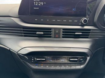HYUNDAI I20 1.0 T-GDi MHEV Premium Hatchback 5dr Petrol Hybrid DCT Euro 6 (s