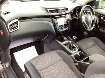NISSAN QASHQAI 1.2 DIG-T N-Connecta SUV 5dr Petrol Manual 2WD Euro 6 (s/s) (115