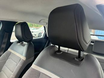 CITROEN e-C4 50kWh Sense Plus Hatchback 5dr Electric Auto (136 ps)